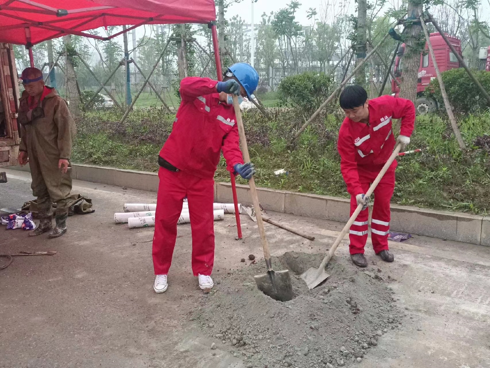 古镇镇管道疏通哪家好】及时进行市政管道清淤